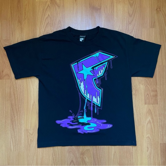 Vintage Famous Stars & Straps Men’s Y2K Drip Logo T-Shirt Size Small - Picture 1 of 7